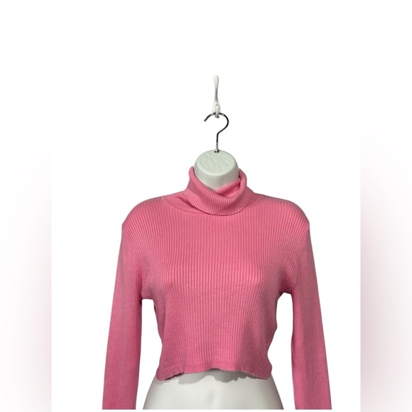 NWOT, Twik BY Simons, Pink Cropped Turtleneck Sweater, Medium - Picture 3 of 8